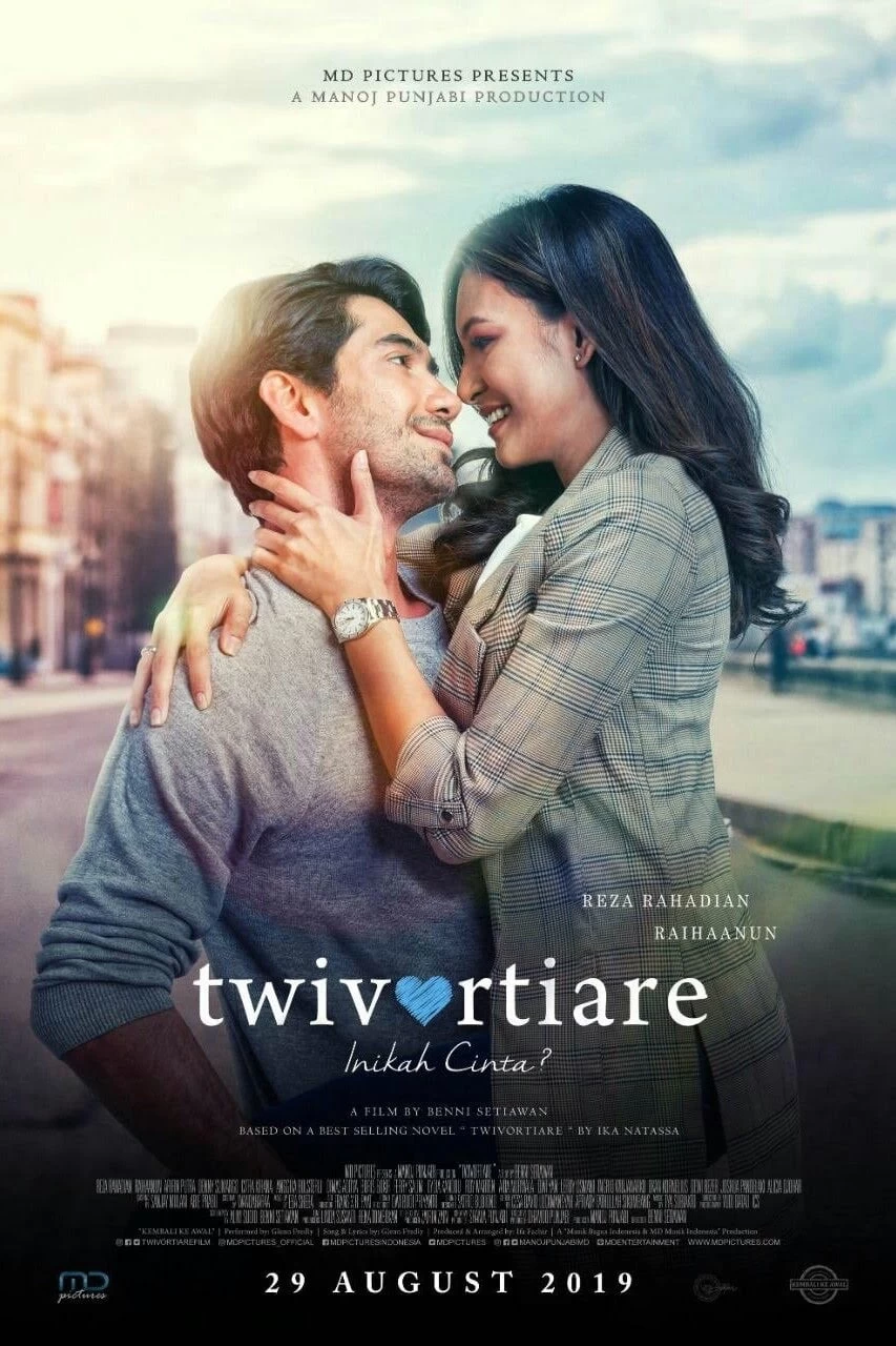 Twivortiare: Có phải là yêu? | Twivortiare: Is It Love? (2019)